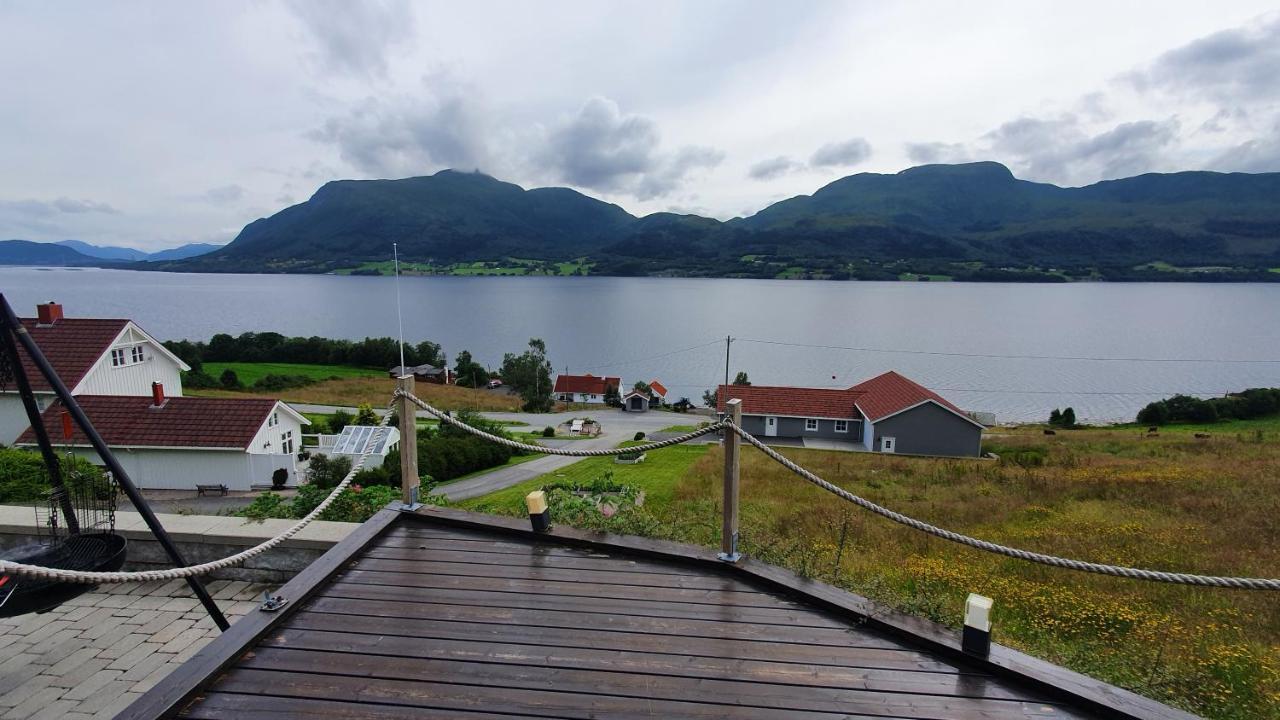 Kvernesfjorden Apartments Steinsgrenda ภายนอก รูปภาพ