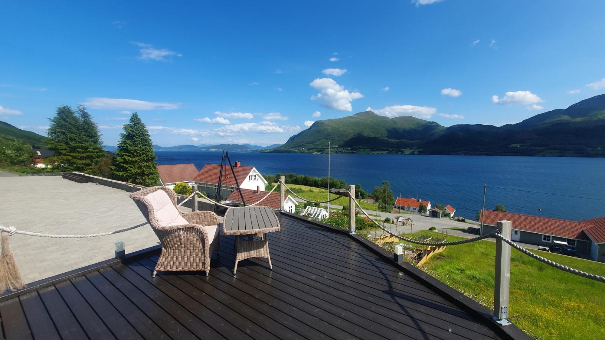 Kvernesfjorden Apartments Steinsgrenda ภายนอก รูปภาพ