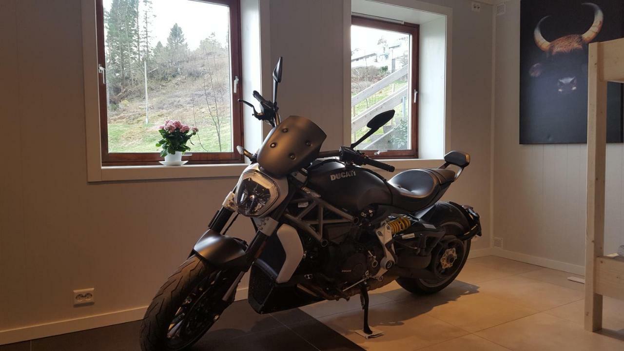 Kvernesfjorden Apartments Steinsgrenda ภายนอก รูปภาพ