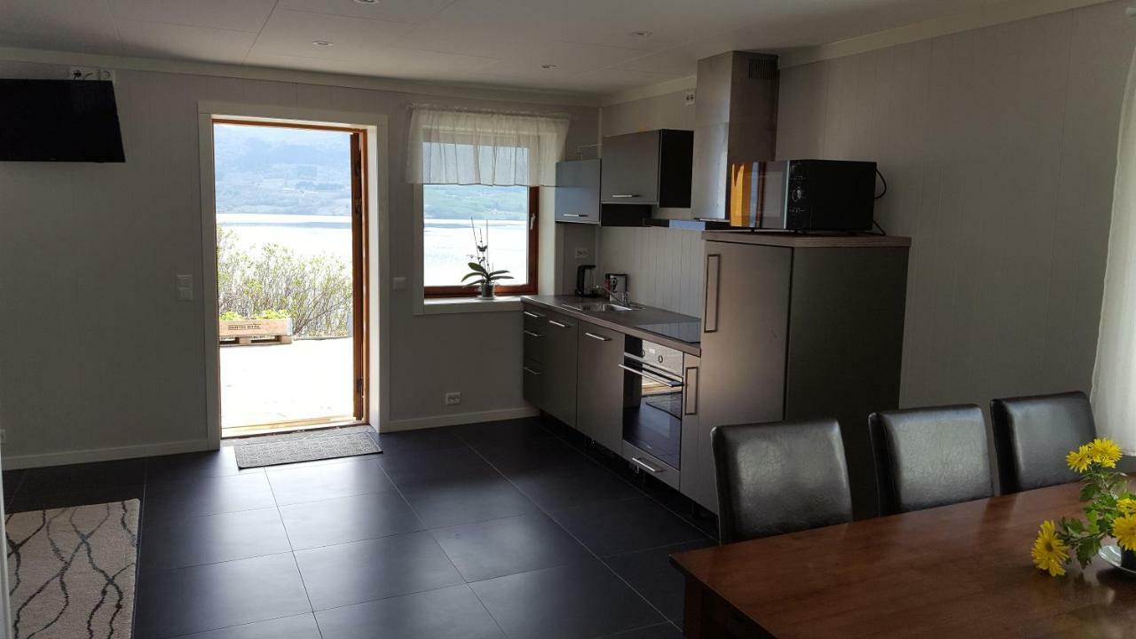 Kvernesfjorden Apartments Steinsgrenda ภายนอก รูปภาพ