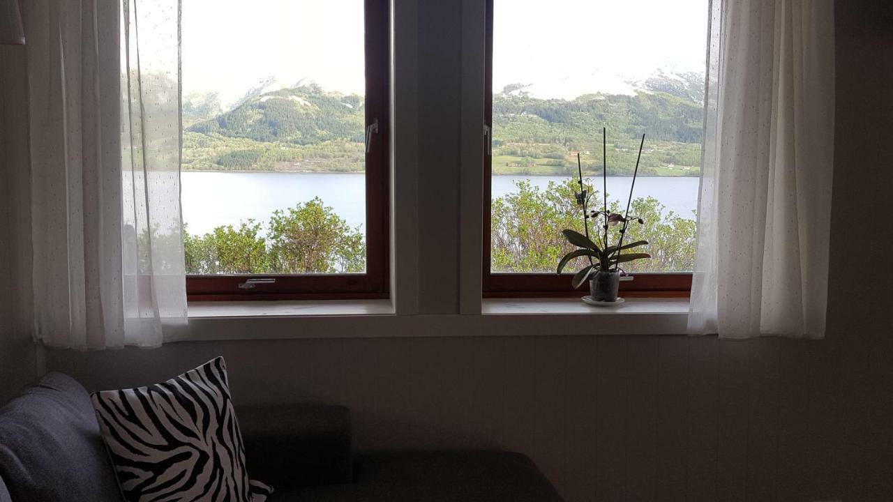 Kvernesfjorden Apartments Steinsgrenda ภายนอก รูปภาพ